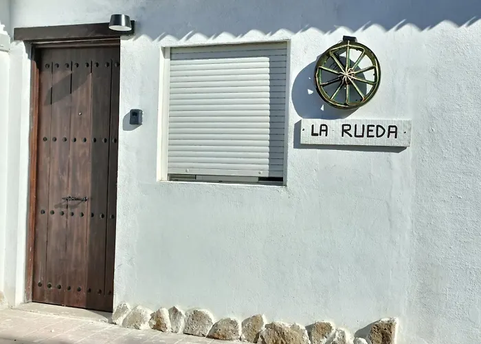 La Rueda, Campo Y Playa En *