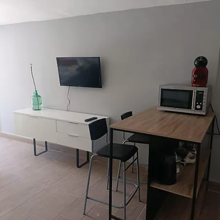 La Rueda, Campo Y Playa En * El Medano (Tenerife)